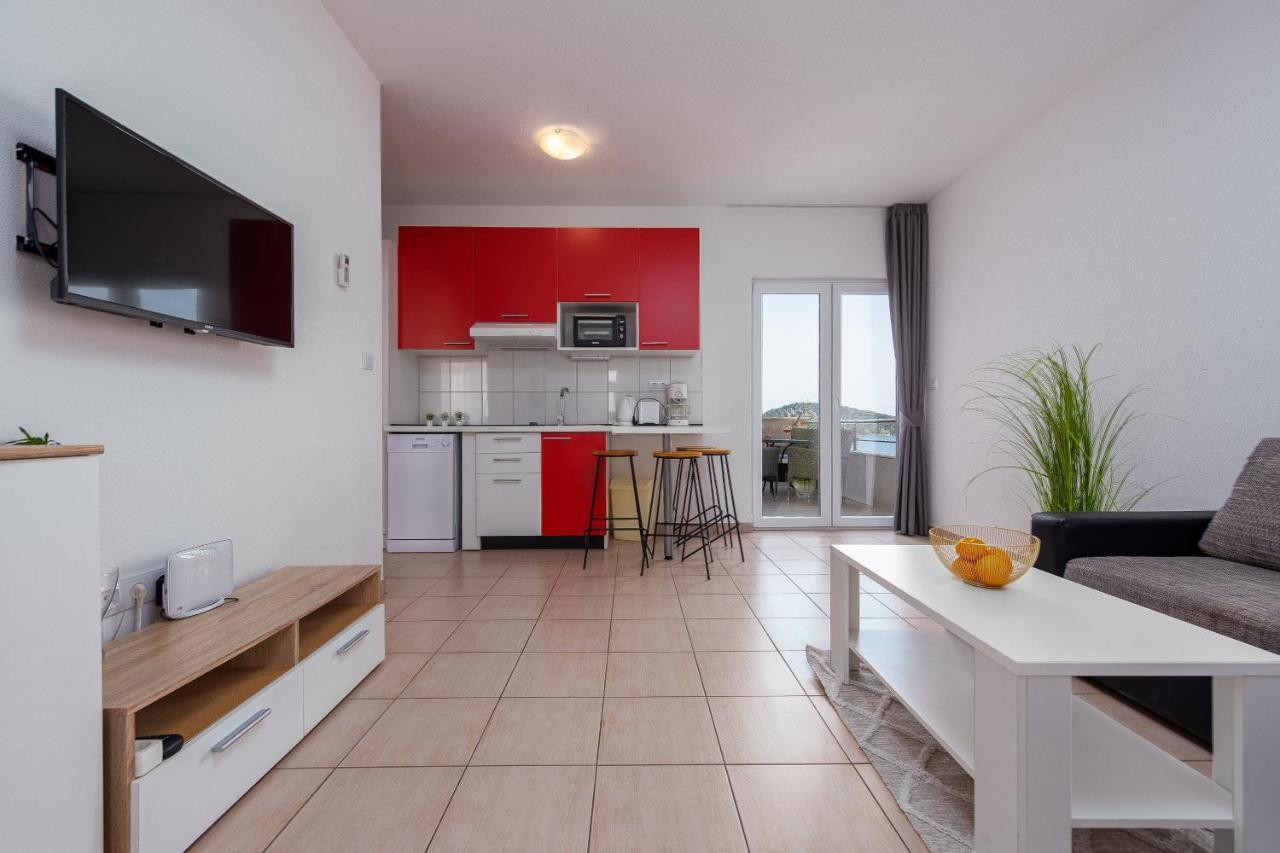 Villa Mona Apartments Razanj Exterior photo