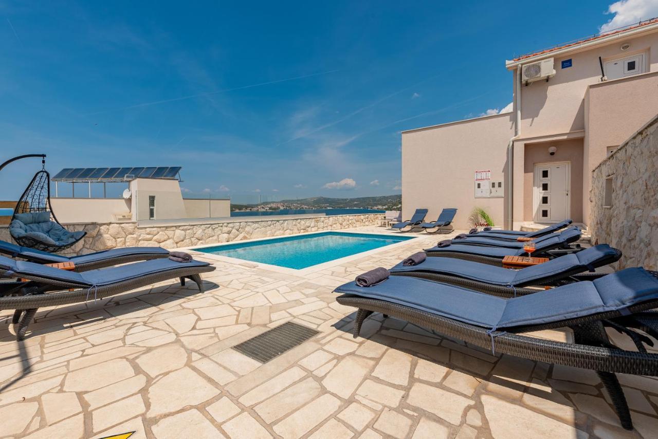 Villa Mona Apartments Razanj Exterior photo